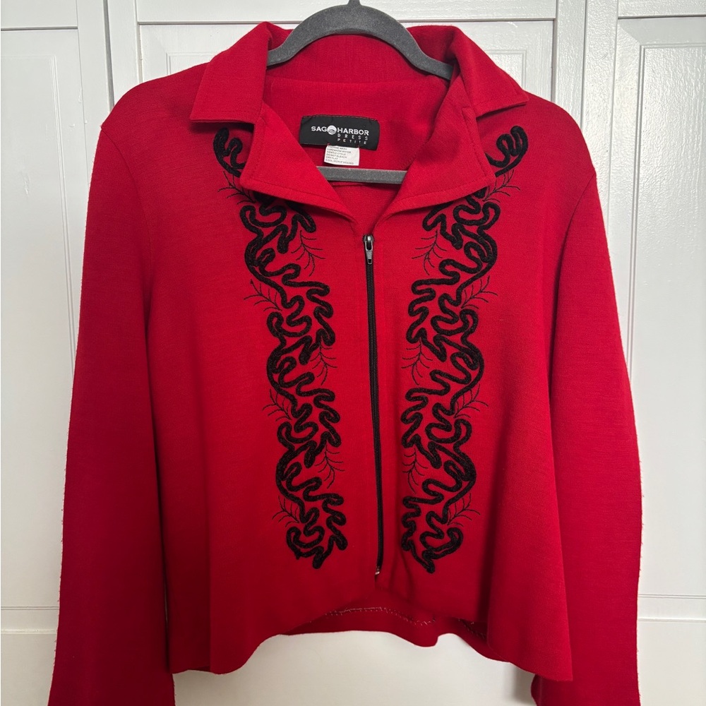 🦀 Sag Harbor Petite Red Embroidered Jacket Women’s 🦀